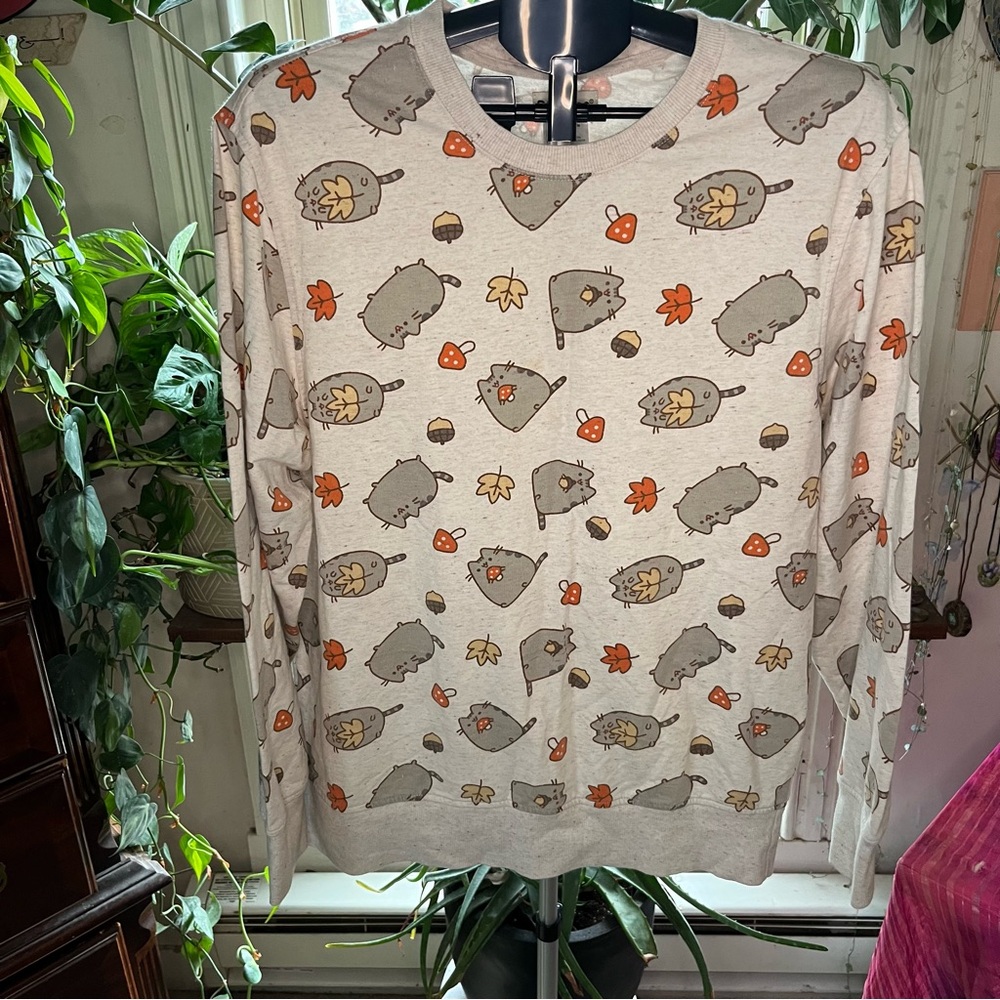 Pusheen fall sweatshirt